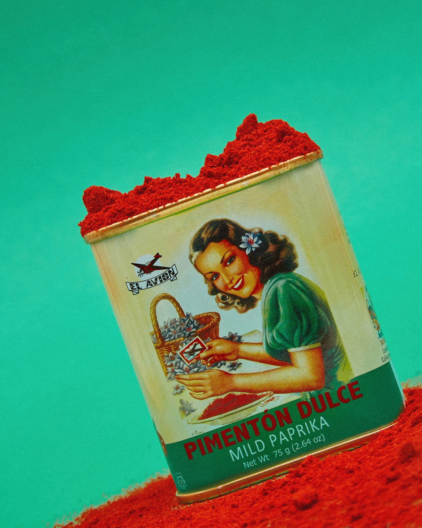 Sweet paprika vintage tin